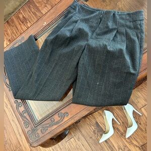 Womyn brown trousers